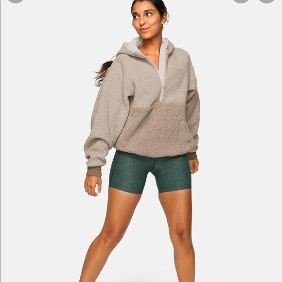 Outdoor Voices MegaFleece 1/2 Zip Hoodie Oatmeal - Picture 2 of 5